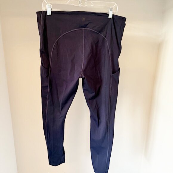 Athleta Ultimate Stash Pocket 7/8 Tight, Size XLT, Dark Blue - Picture 5 of 8